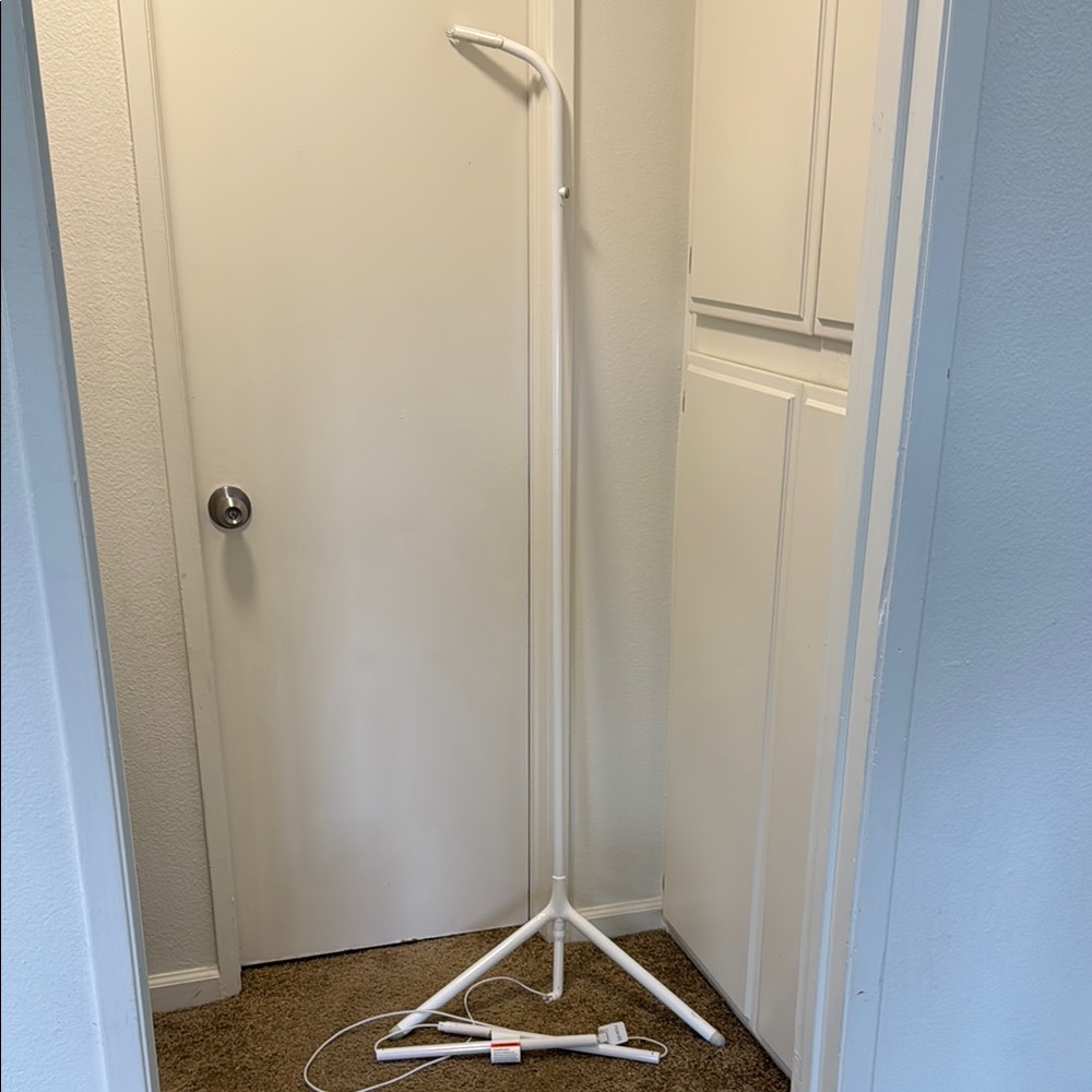 Nanit floor stand for camera